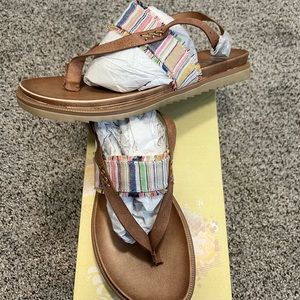 Serape Sandals by Very G